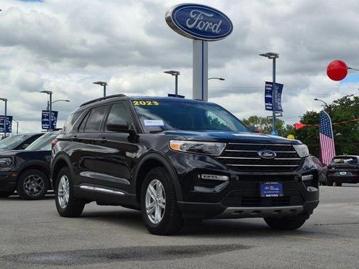 Agate Black Metallic 2023 Ford Explorer XLT