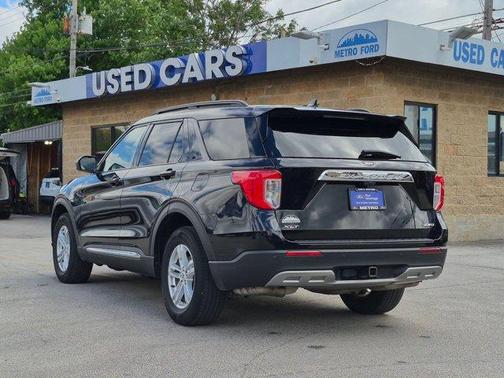 Agate Black Metallic 2023 Ford Explorer XLT