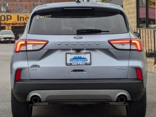 2022 Ford Escape SE