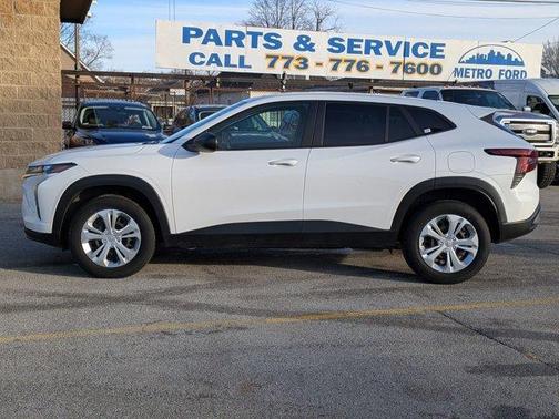 2025 Chevrolet Trax LS