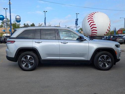2023 Jeep Grand Cherokee 4xe Base