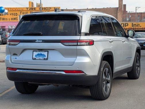 2023 Jeep Grand Cherokee 4xe Base