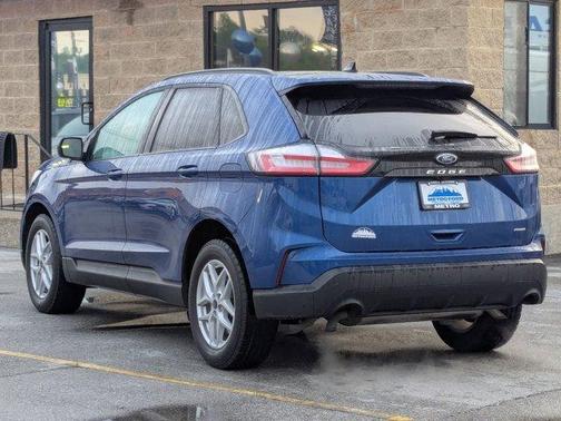 2022 Ford Edge SE