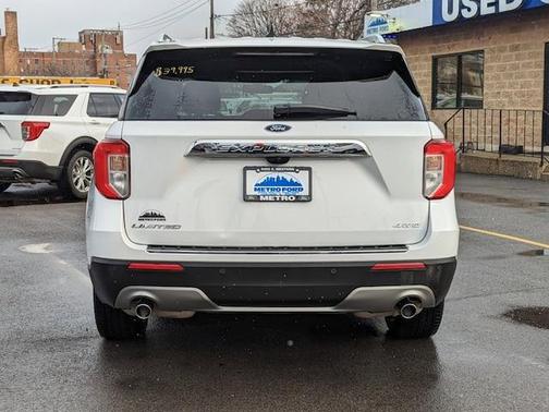 Photo 4 of 35 of 2021 Ford Explorer Limited