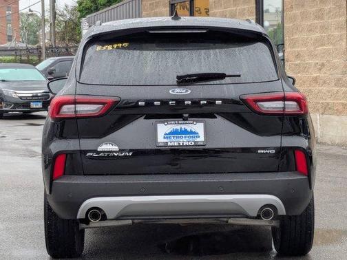 2024 Ford Escape Platinum