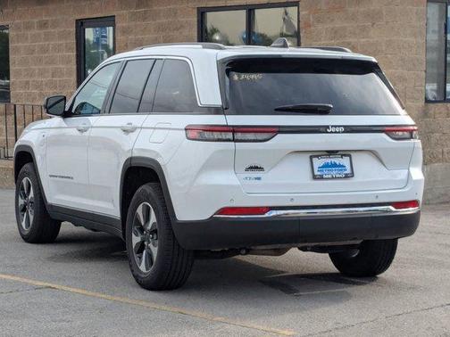2023 Jeep Grand Cherokee 4xe Base