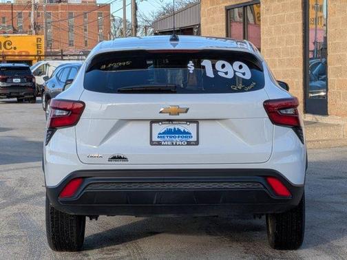 2025 Chevrolet Trax LS