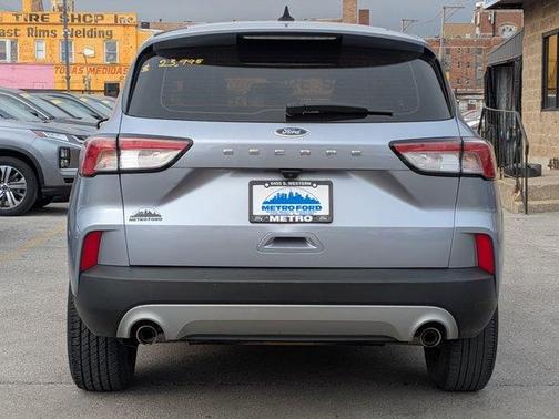 2022 Ford Escape S