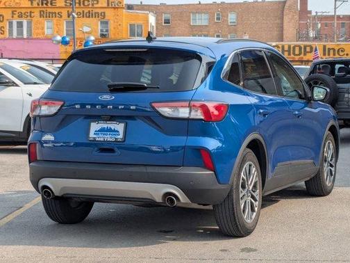 2022 Ford Escape SEL