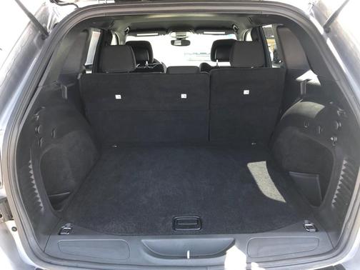 2018 Jeep Grand Cherokee Laredo for sale in Traverse City, MI - image 15
