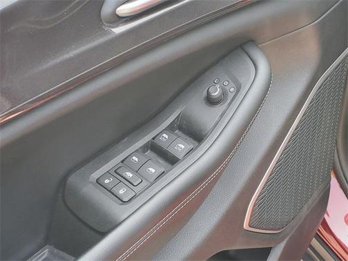 2022 Jeep Grand Cherokee Laredo