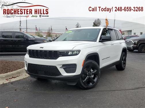 2023 Jeep Grand Cherokee Altitude