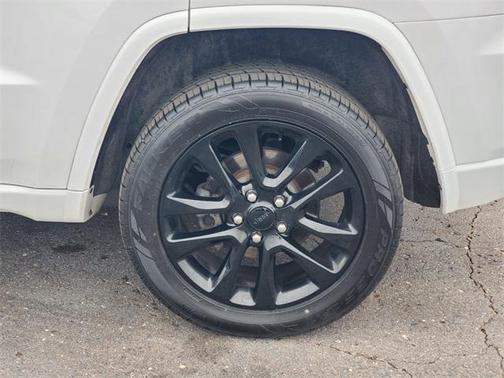 2017 Jeep Grand Cherokee Altitude