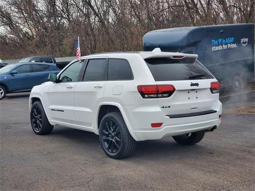 2017 Jeep Grand Cherokee Altitude