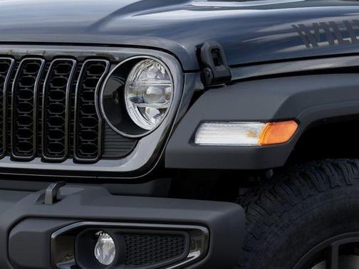 Black Clearcoat 2026 Jeep Wrangler Sport