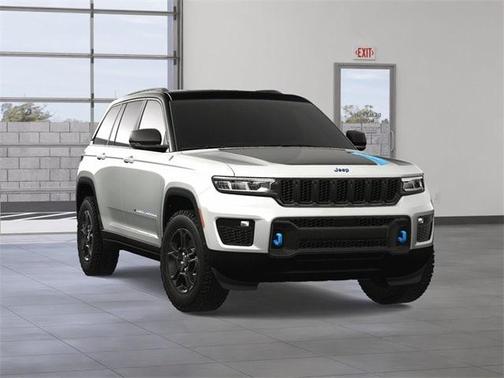 2023 Jeep Grand Cherokee 4xe Trailhawk