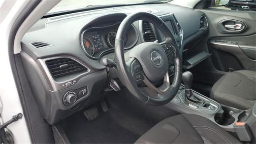 2020 Jeep Cherokee Latitude