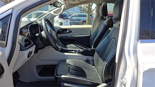 2022 Chrysler Pacifica Limited