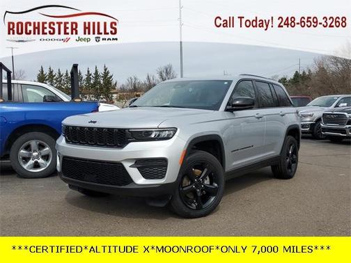 2023 Jeep Grand Cherokee Altitude