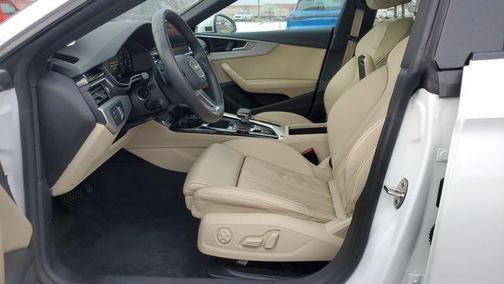 2025 Audi A5 Sportback 45 S line quattro Premium