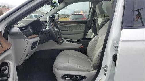 2023 Jeep Grand Cherokee L Summit