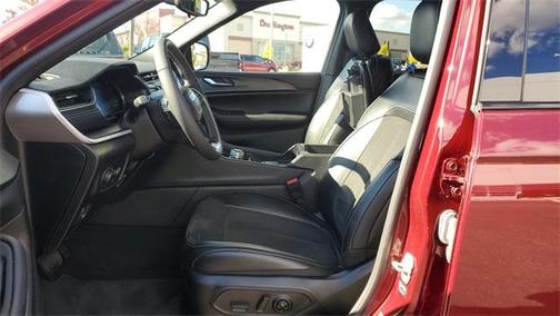 2024 Jeep Grand Cherokee L Laredo