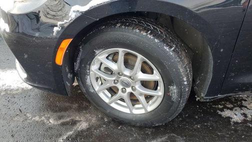 2024 Chrysler Pacifica Touring-L