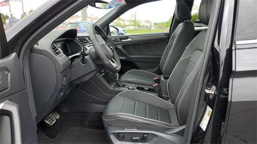 2024 Volkswagen Tiguan 2.0T SEL R-Line