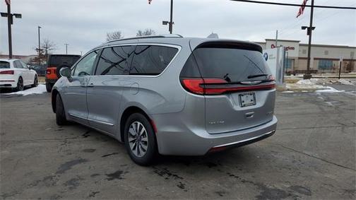 2021 Chrysler Pacifica Hybrid Limited