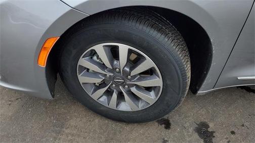 2021 Chrysler Pacifica Hybrid Limited