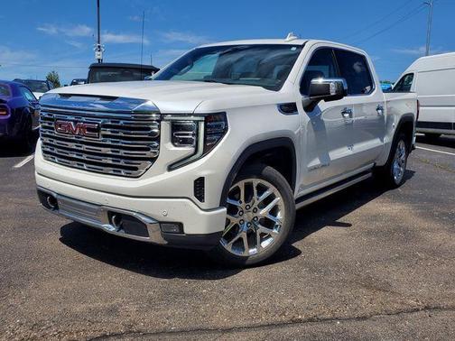 White Frost 2022 GMC Sierra 1500 Denali