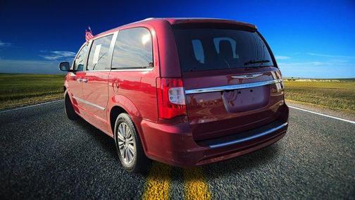 Deep Cherry Red Crystal 2016 Chrysler Town & Country Touring-L