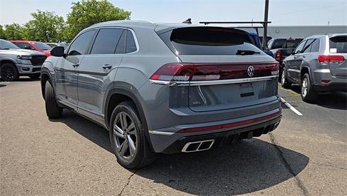 2024 Volkswagen Atlas Cross Sport 2.0T SEL R-Line