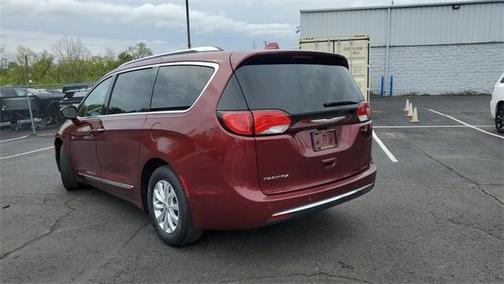 2018 Chrysler Pacifica Touring-L Plus