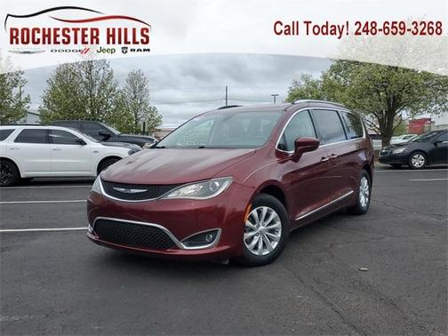 2018 Chrysler Pacifica Touring-L Plus