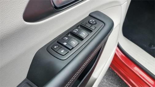 2024 Chrysler Pacifica Touring-L