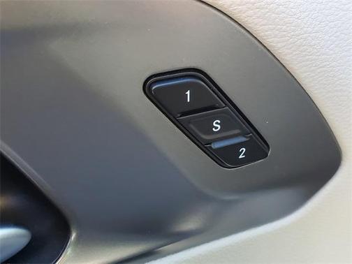 2024 Chrysler Pacifica Touring-L