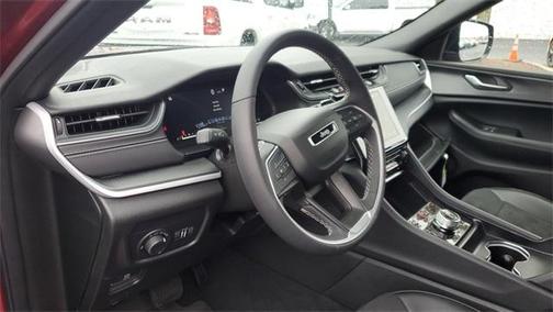 2024 Jeep Grand Cherokee L Laredo