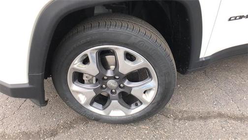 Photo 2 of 21 of 2020 Jeep Compass Limited