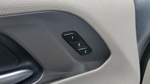 2024 Chrysler Pacifica Touring-L