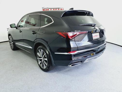 2025 Acura MDX 