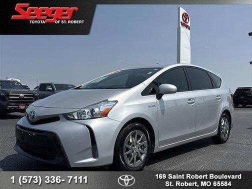 2017 Toyota Prius v Three