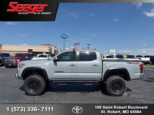 Cement 2019 Toyota Tacoma TRD Off Road
