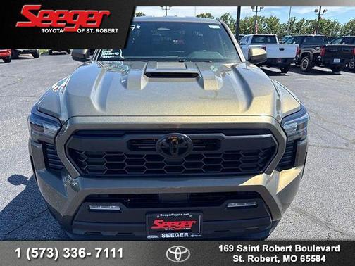 Bronze Oxide 2026 Toyota Tacoma Hybrid TRD Sport