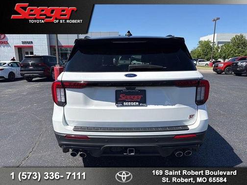 White Awd 2025 Ford Explorer ST