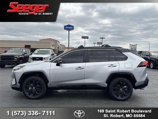 2023 Toyota RAV4 Hybrid SE