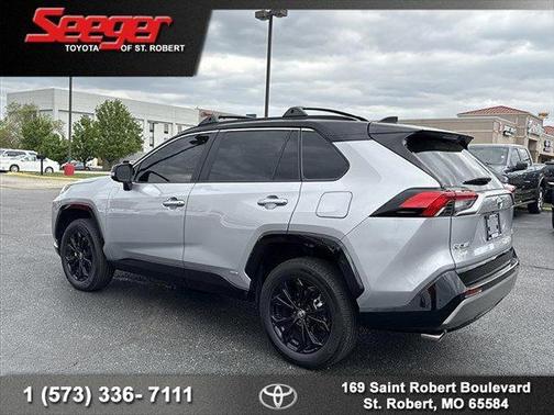 2023 Toyota RAV4 Hybrid SE