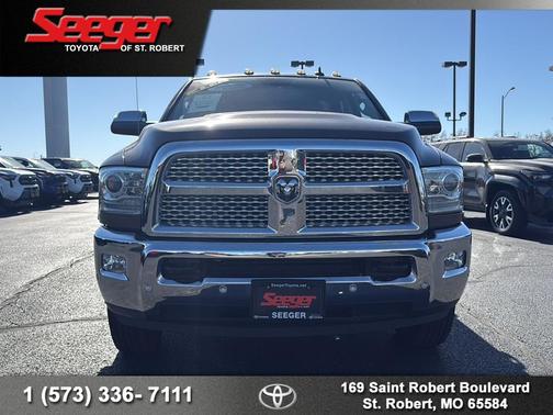 2018 RAM 3500 Laramie Crew Cab 4x4 8' Box