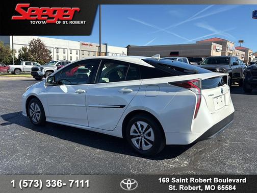 2017 Toyota Prius Three