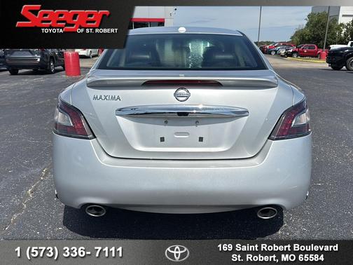 2012 Nissan Maxima SV